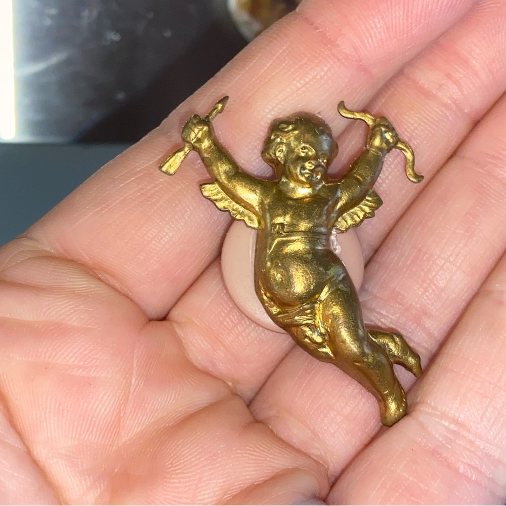 Cherub Cupid Rose 3 Piece Vintage-Style Magnet Set Up-cycled & Handmade 💘 🌹 - Picture 3 of 6